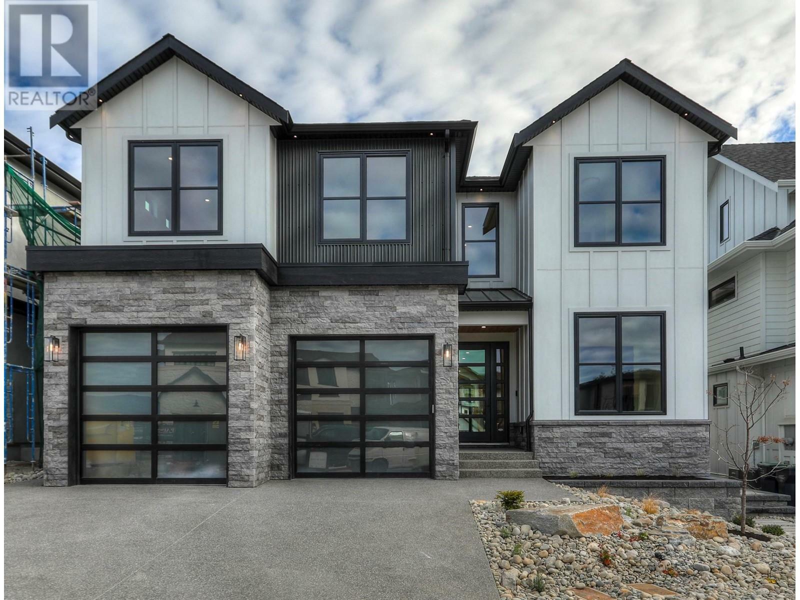 Property Photo: 5533 Foothill Court BC V1W 0C4