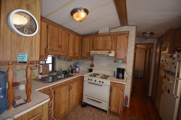 Property Photo:  42 Elm Village  NJ 07461 