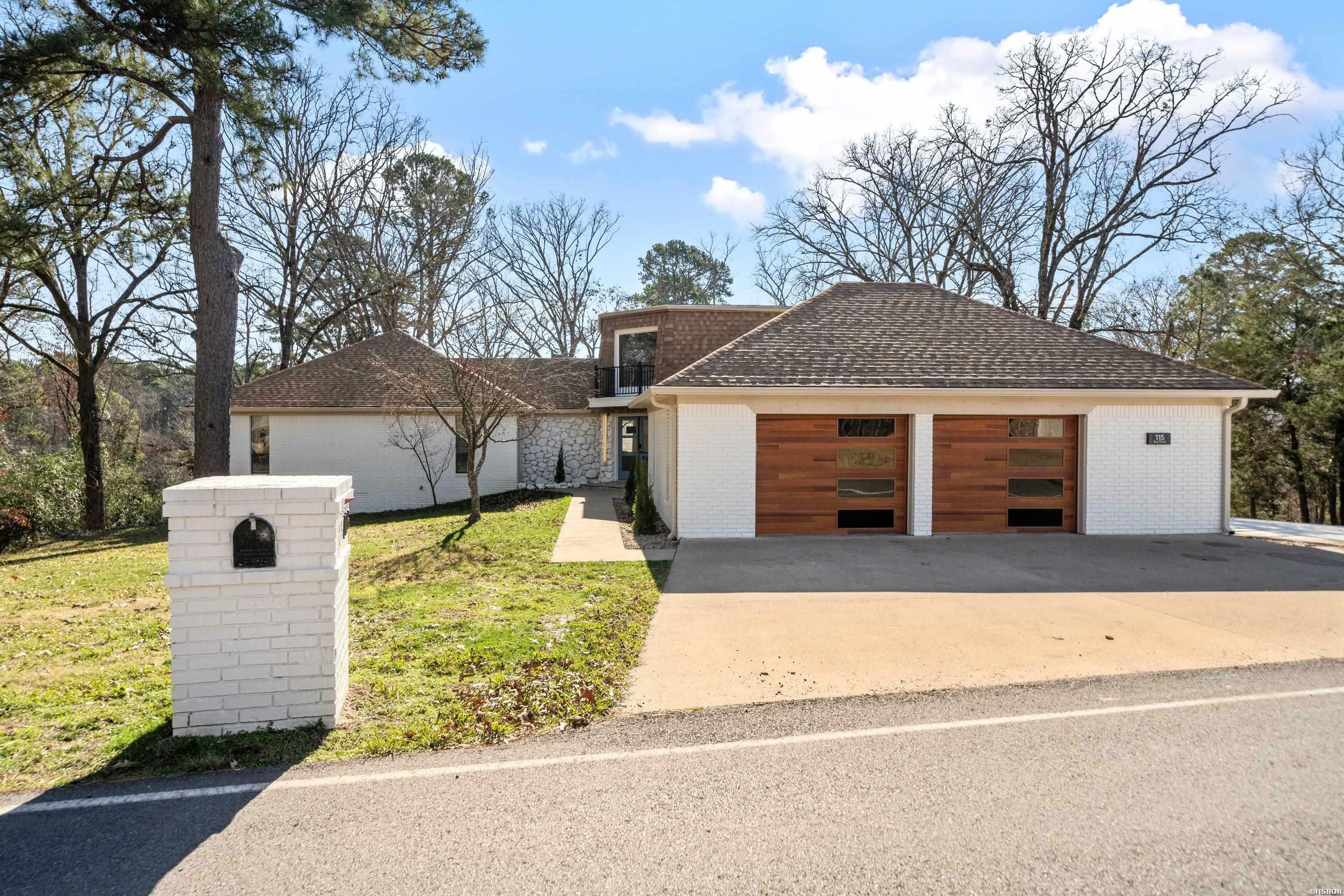 Property Photo:  115 Ard Point  AR 71913 