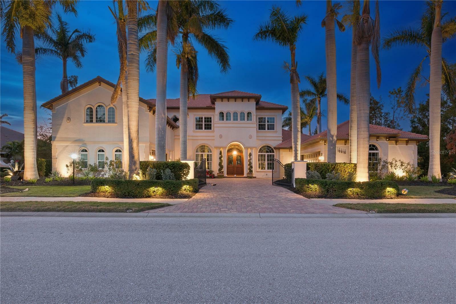 Property Photo: 13315 Palmers Creek Terrace FL 34202