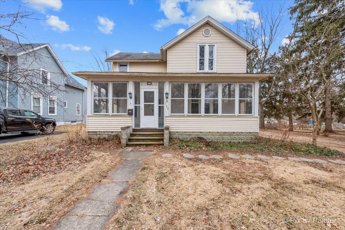 Property Photo: 138 Conde Street IL 60185