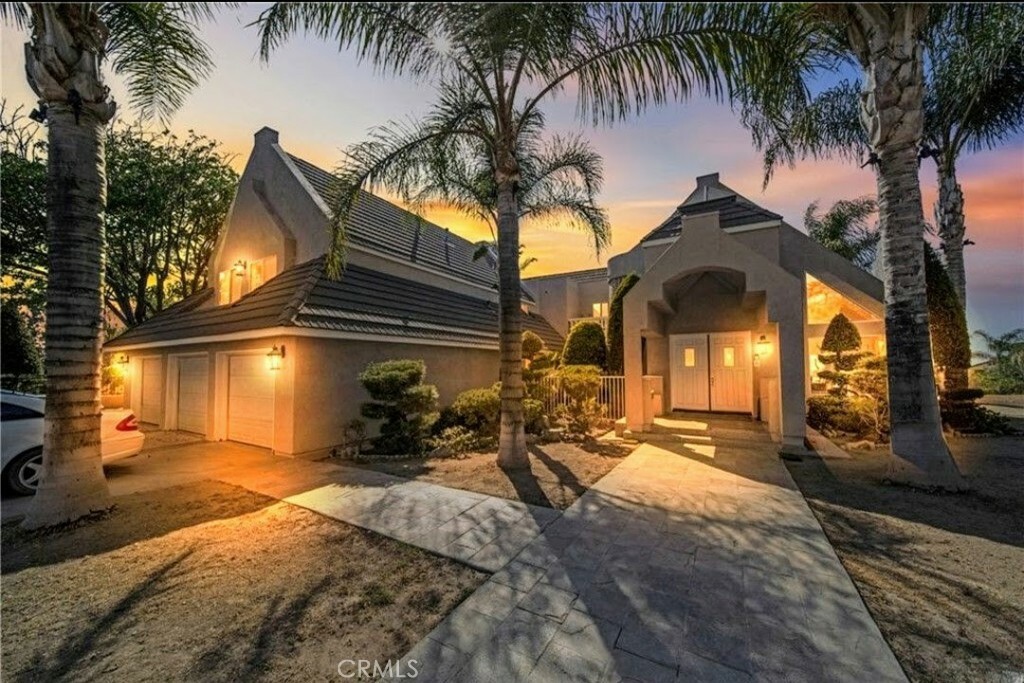 Property Photo:  1289 Coronet Drive  CA 92506 