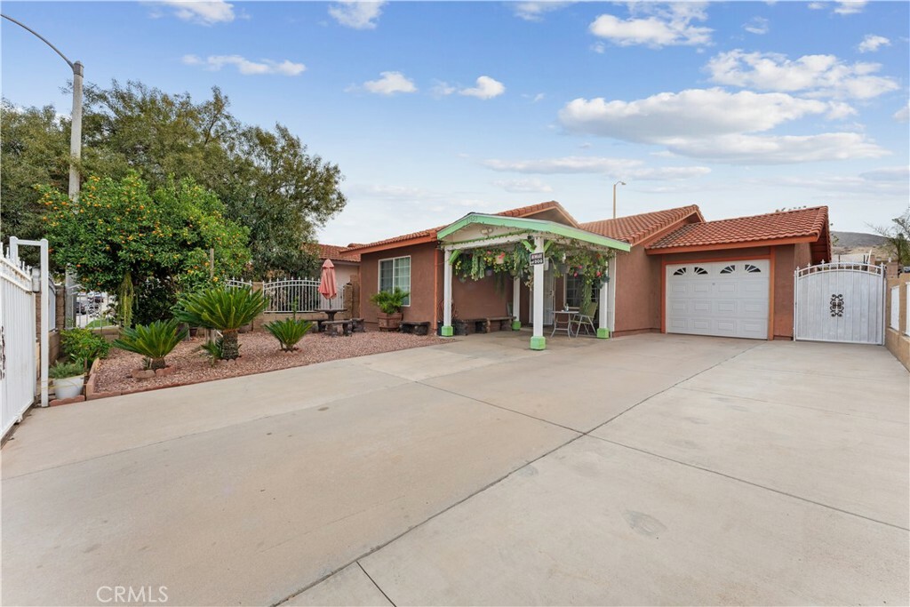 Property Photo: 27623 Genevieve Drive CA 92586