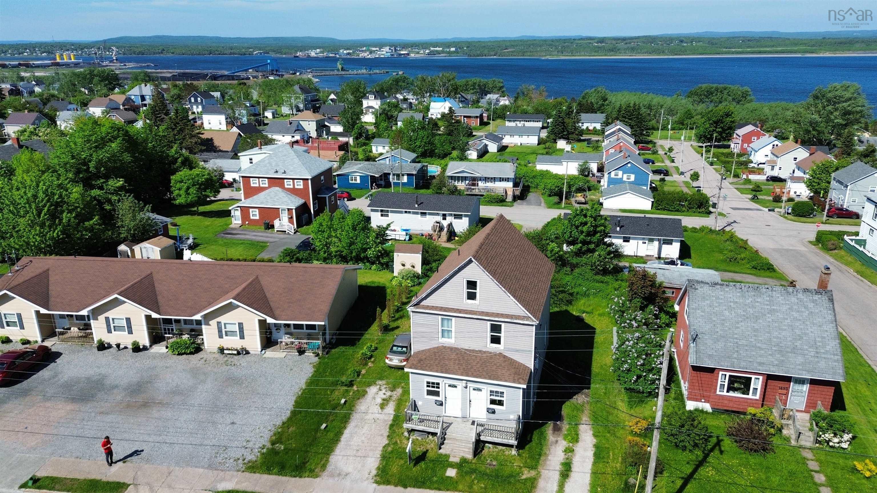 1491 Victoria Road  Sydney NS B1N 1M9 photo