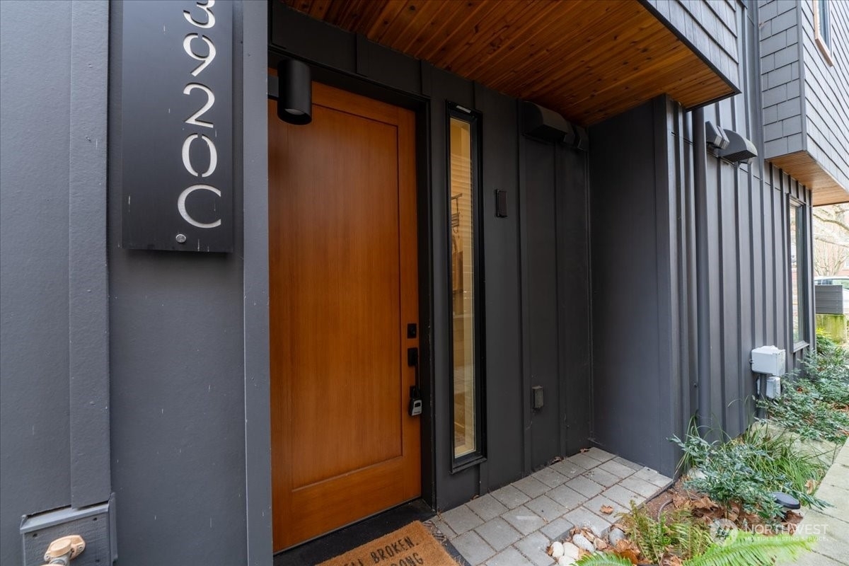 3920  Linden Avenue N C  Seattle WA 98103 photo