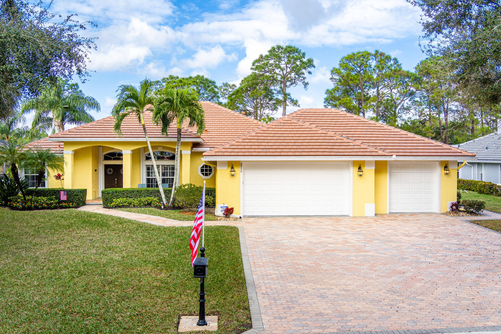 Property Photo: 8884 SW Fishermans Wharf Drive FL 34997