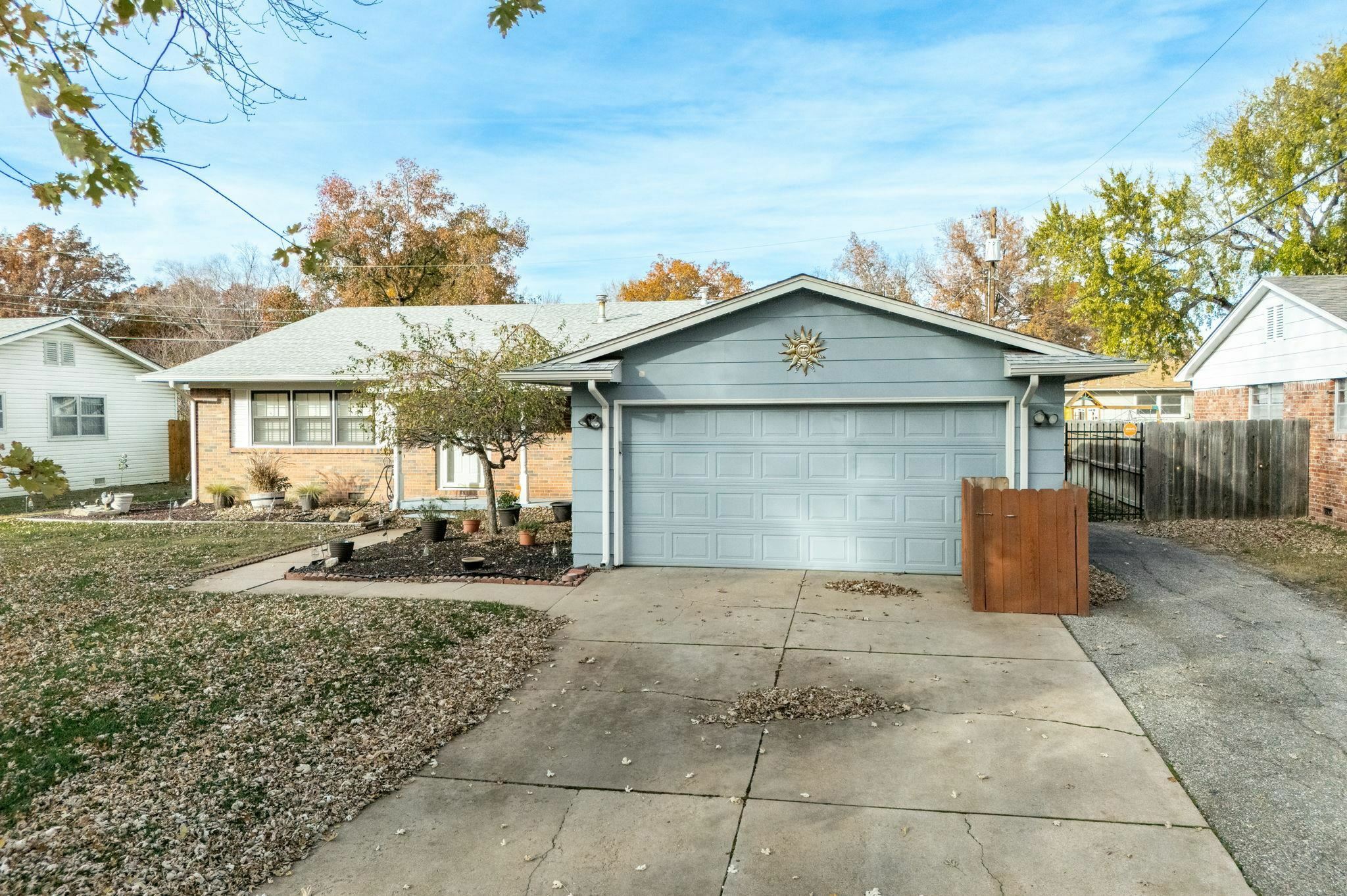 Property Photo:  8914 W 11th St N  KS 67212 