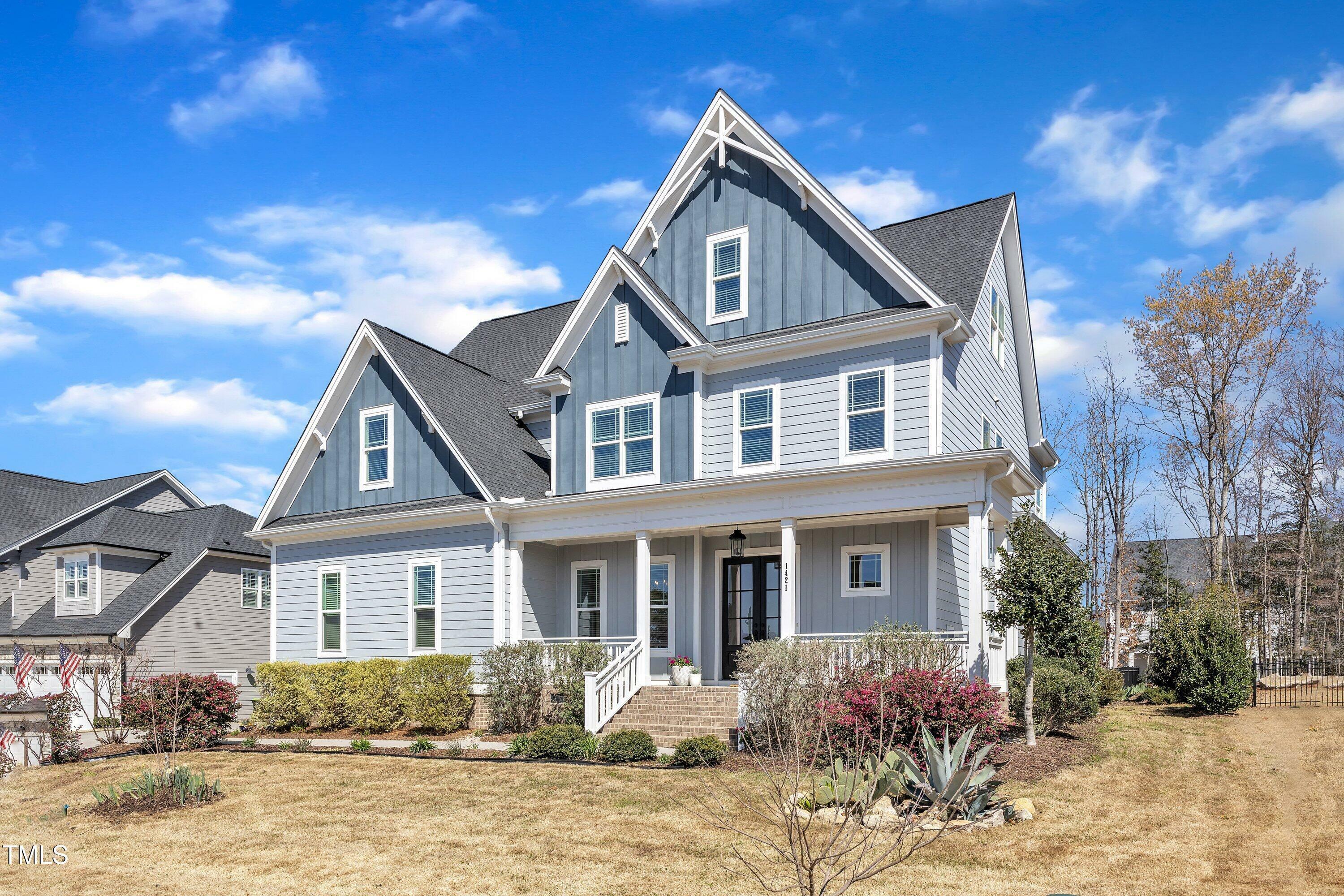 Property Photo: 1421 Sweetclover Drive NC 27587