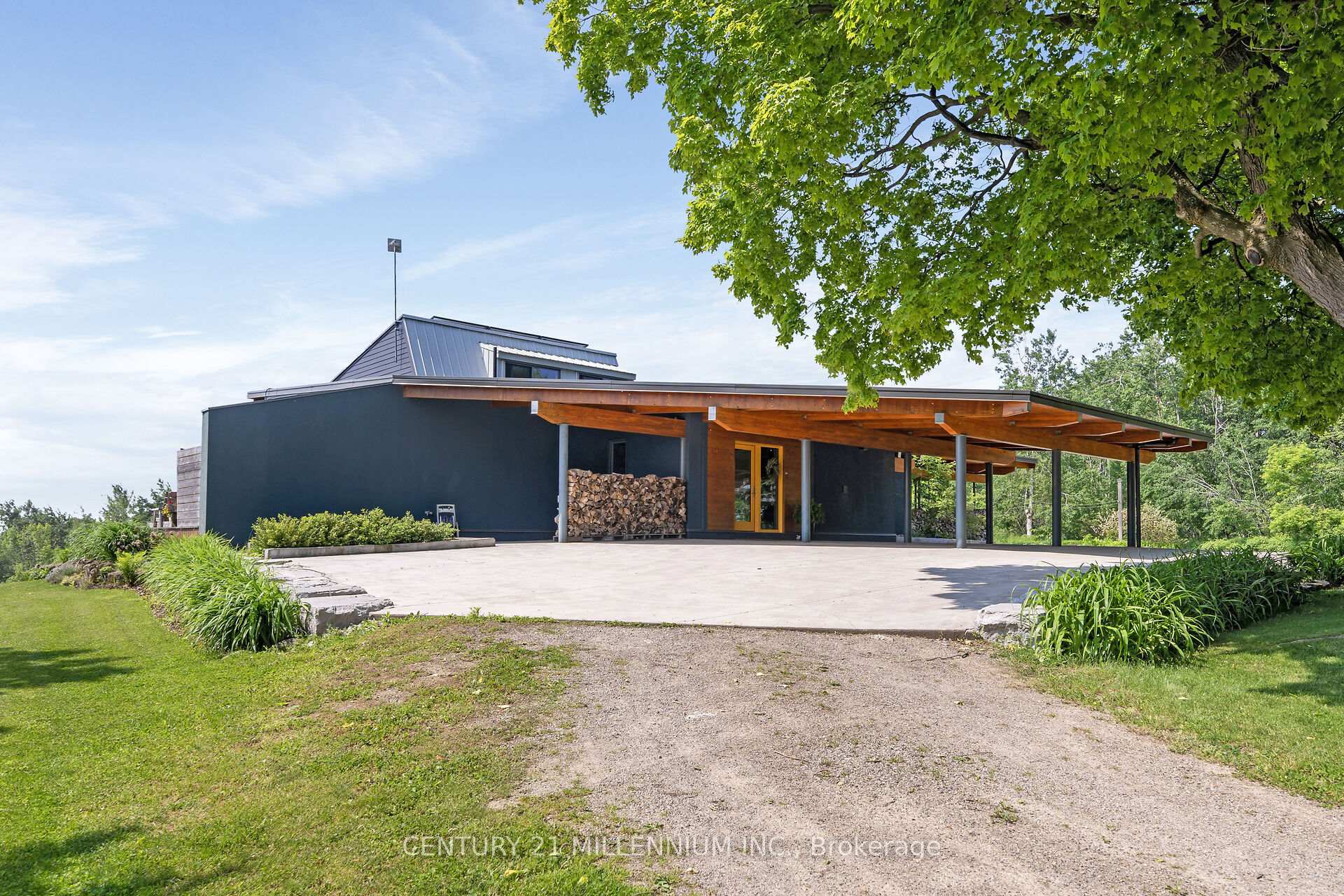 Property Photo: 5880 Winston Churchill Boulevard ON N0B 1T0