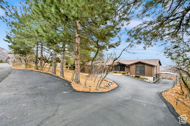 Property Photo:  2585 E Bonneville Ter S  UT 84403 