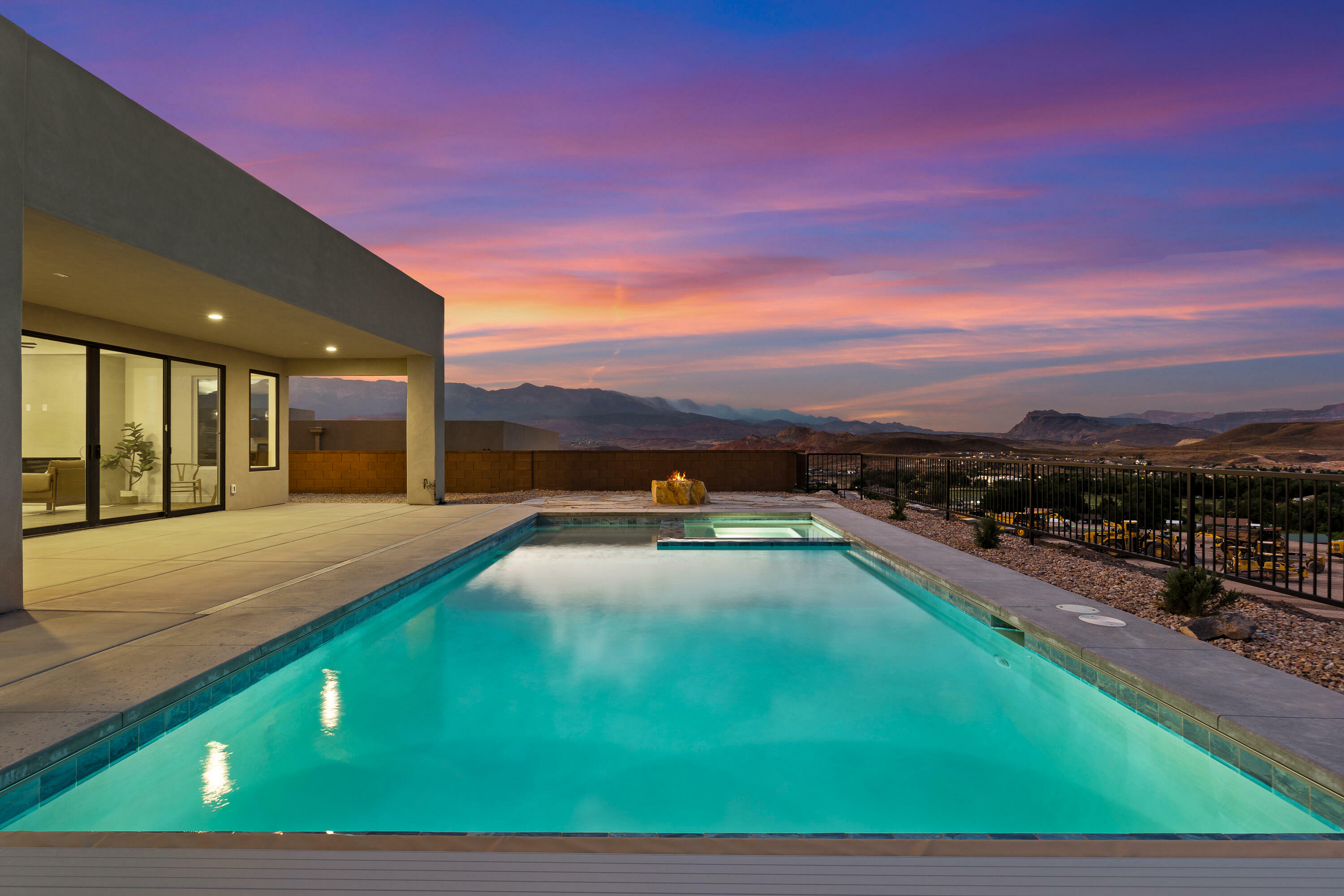 Property Photo: 603 S 1800 W UT 84737
