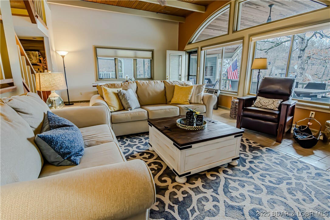 Property Photo: 6620 Lakepointe Drive 16 MO 65065