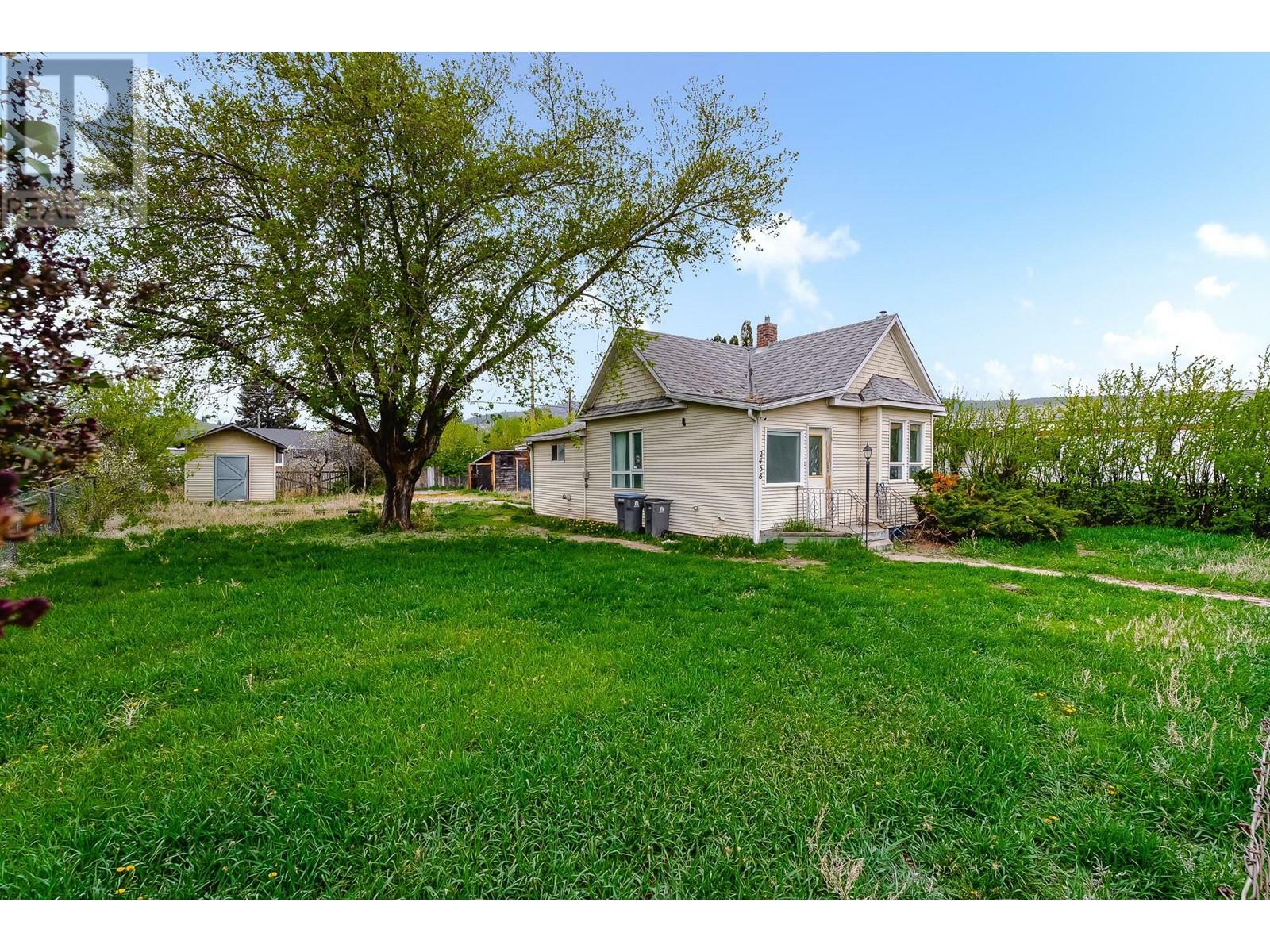 Property Photo: 2438 Jackson Avenue BC V1K 1B8