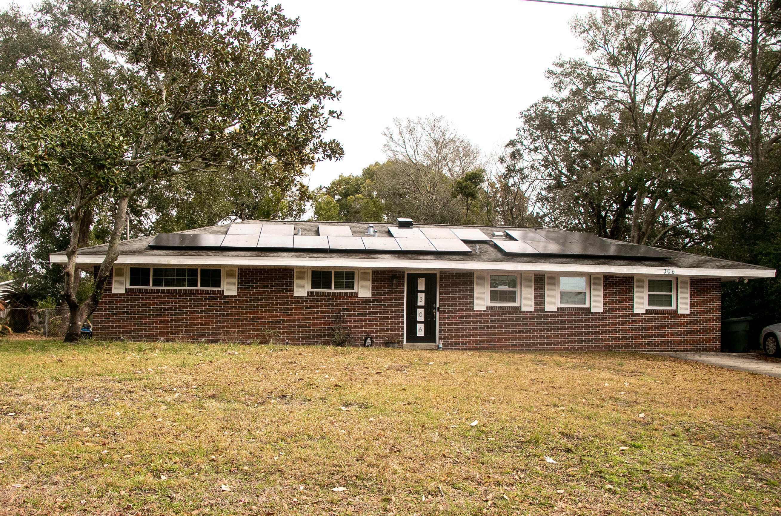 Property Photo:  306 NW Leah Miller Drive  FL 32548 