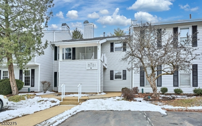 Property Photo:  77 Junco Ct  NJ 08887 