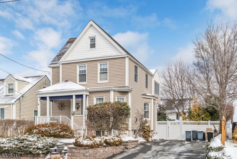 Property Photo:  237 Franklin Ave  NJ 07604 