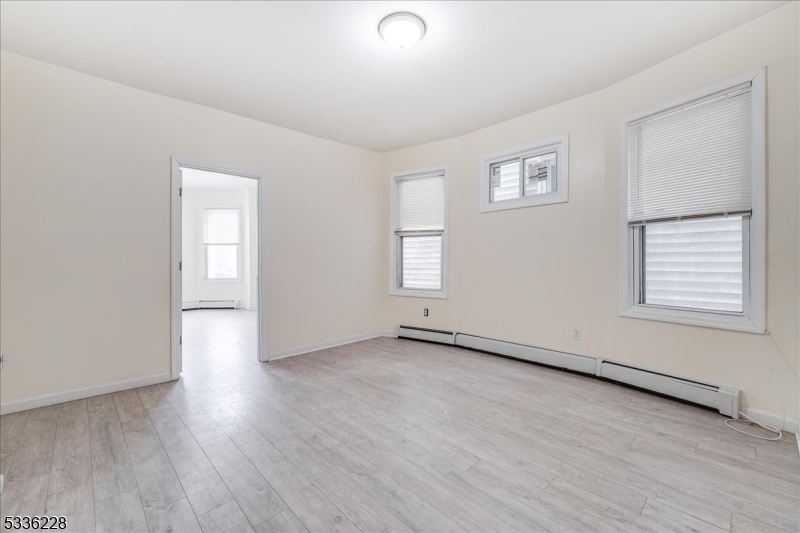 Property Photo:  97 N 19th St  NJ 07017 