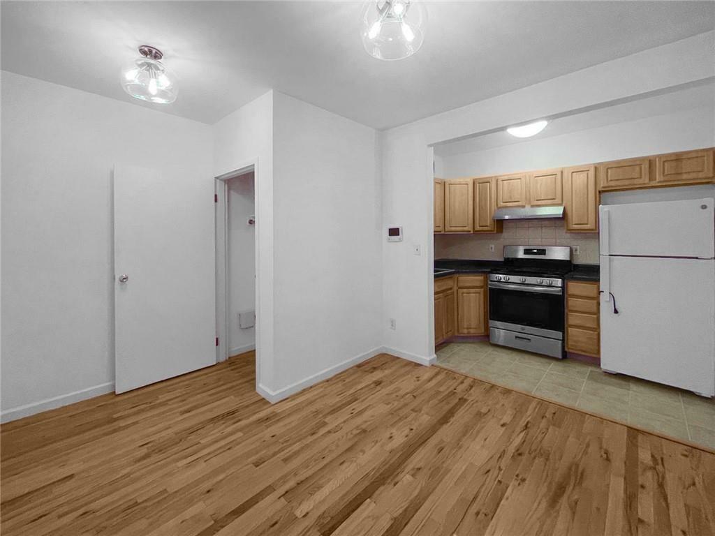 400 E 161 Street 5D  Bronx NY 10451 photo