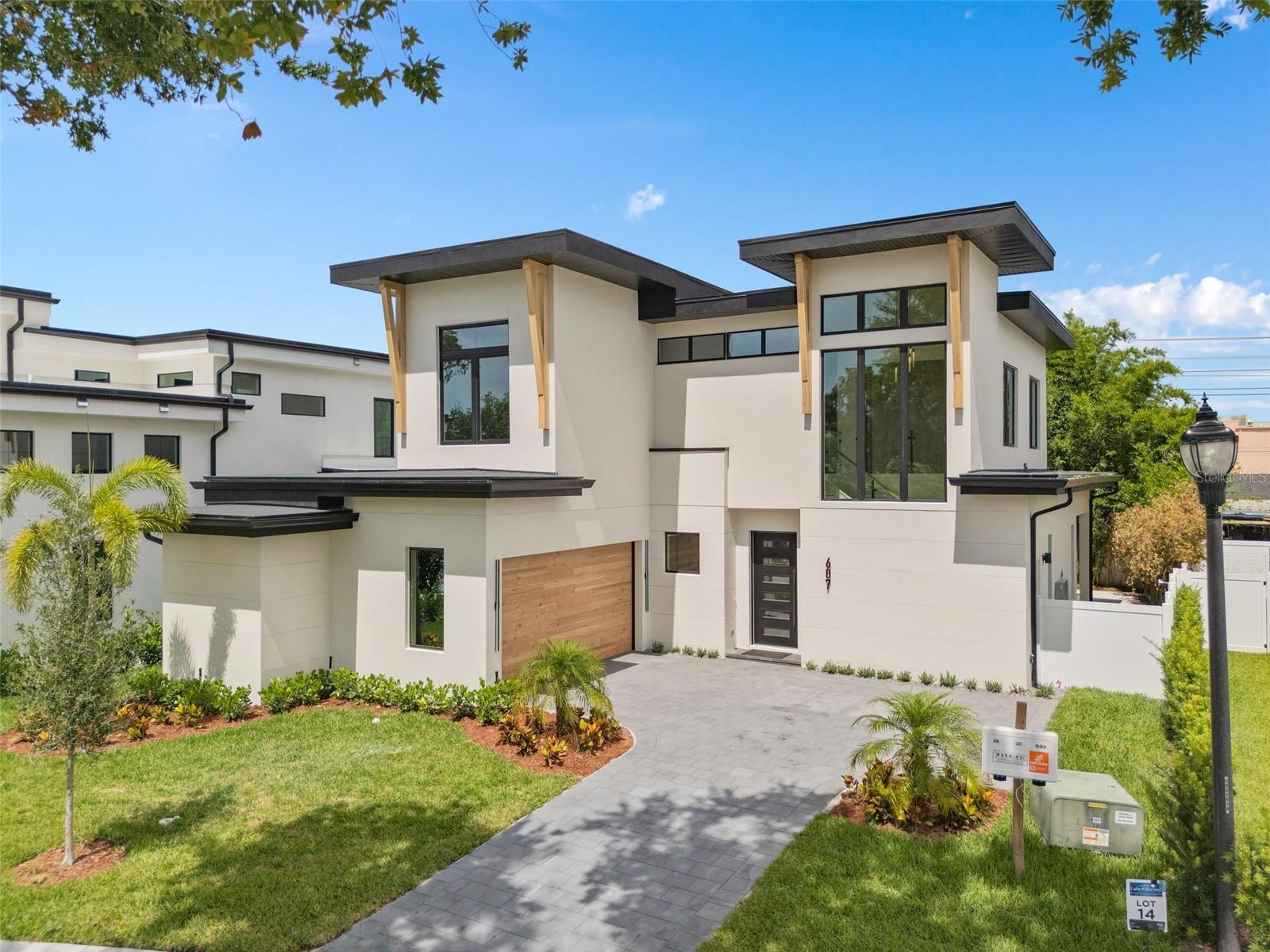 Property Photo:  607 Ellen Drive  FL 32789 