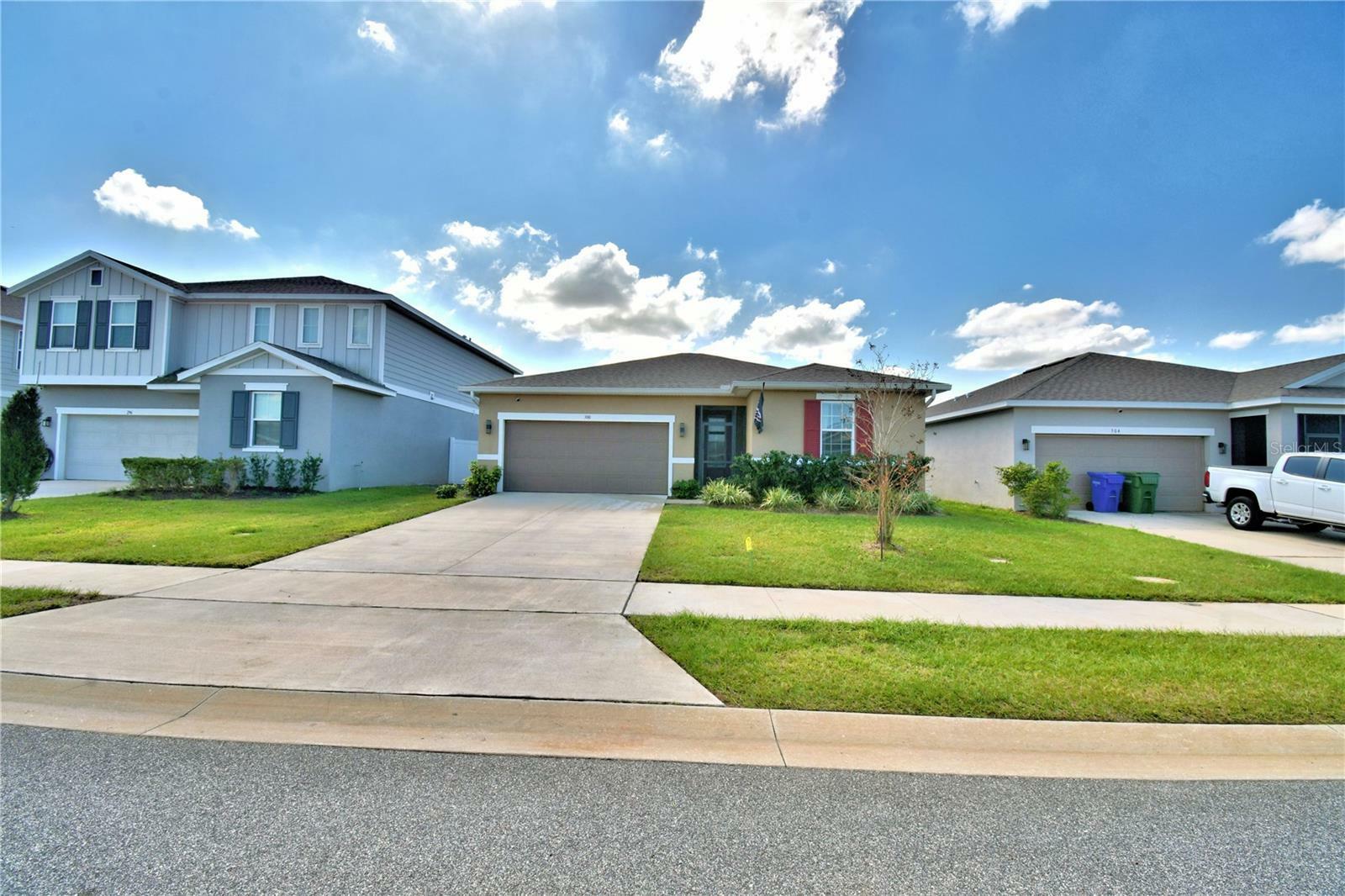 Property Photo:  300 Lake Smart Circle  FL 33881 