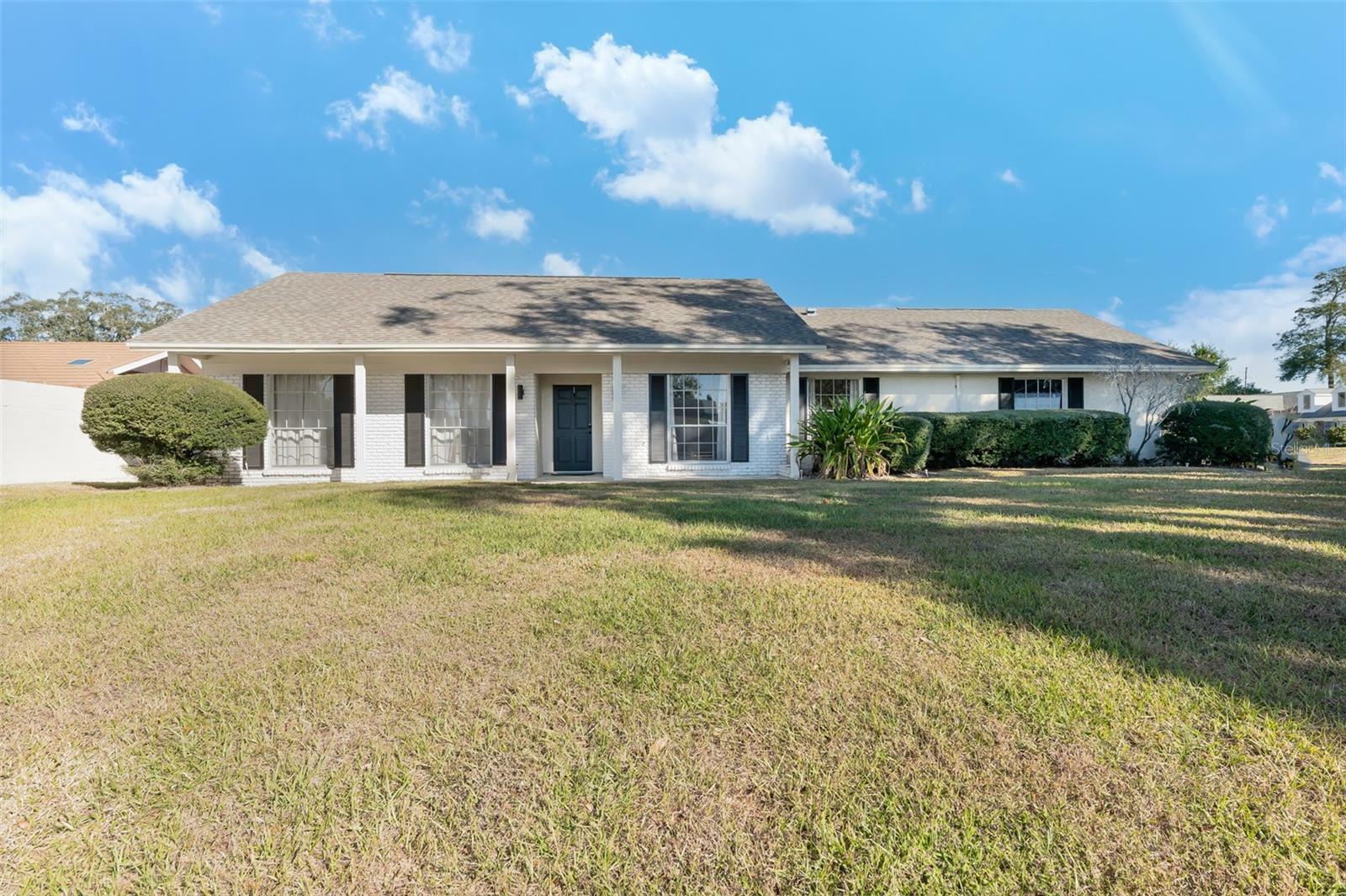 Property Photo:  4520 Lake Gem Circle  FL 32806 