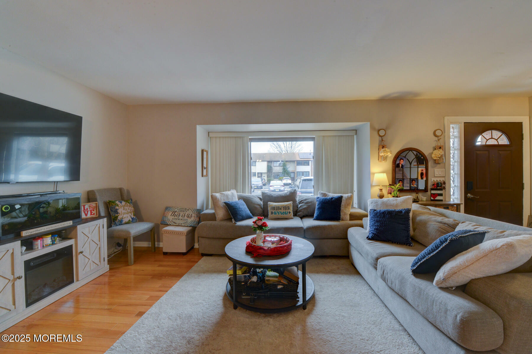 Property Photo:  25 Twin Rivers Drive N  NJ 08520 