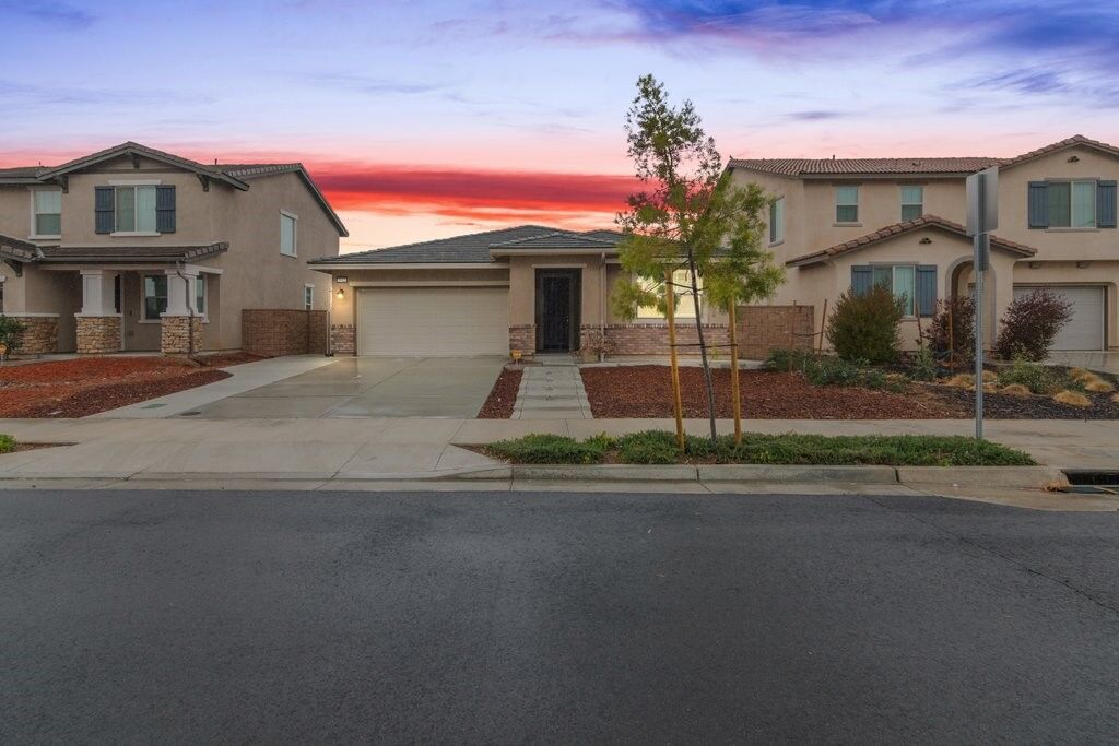 Property Photo: 3512 Mill Creek Drive CA 92570