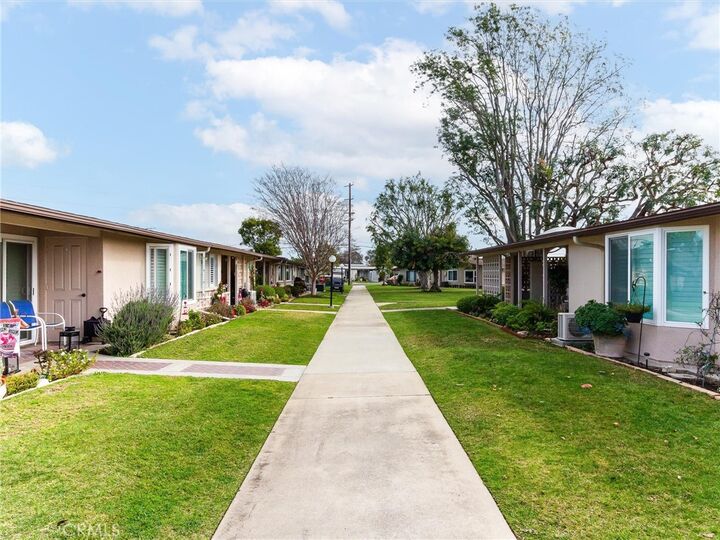 Property Photo:  1681 Interlachen 282-L  CA 90740 