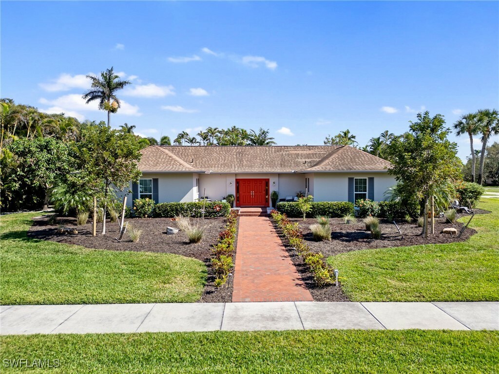 Property Photo:  3333 W Riverside Drive  FL 33901 