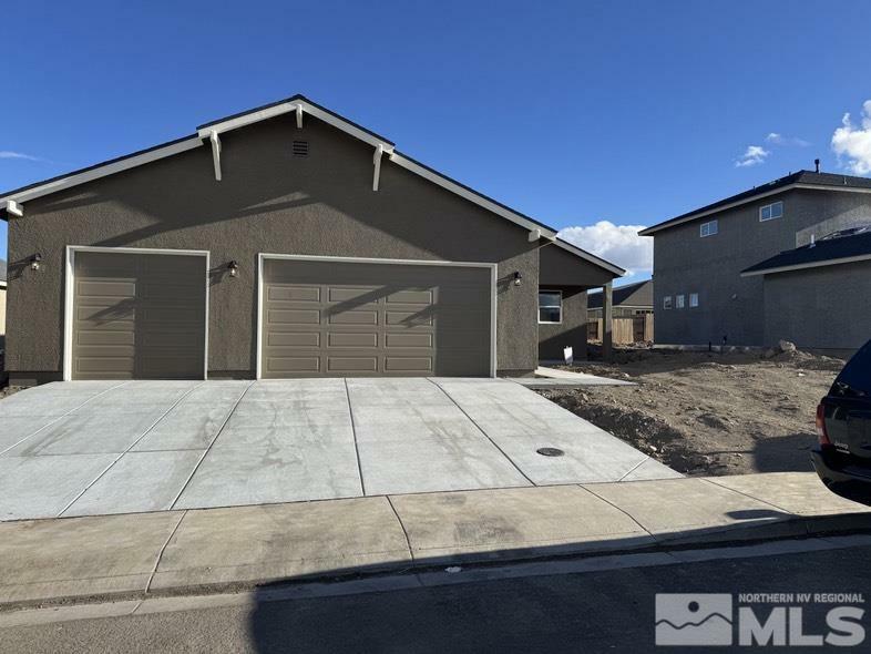 Property Photo:  927 Agate  NV 89408 