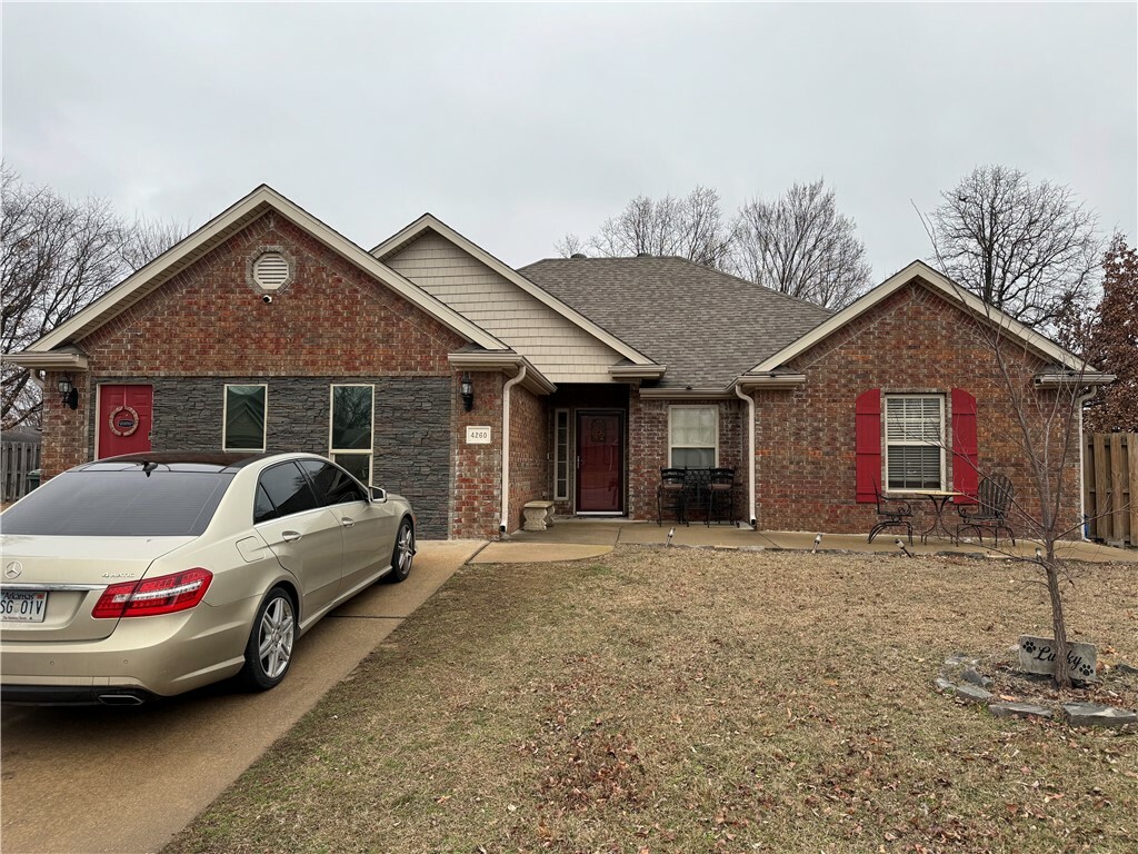 4260 W Gascony Place  Fayetteville AR 72704 photo