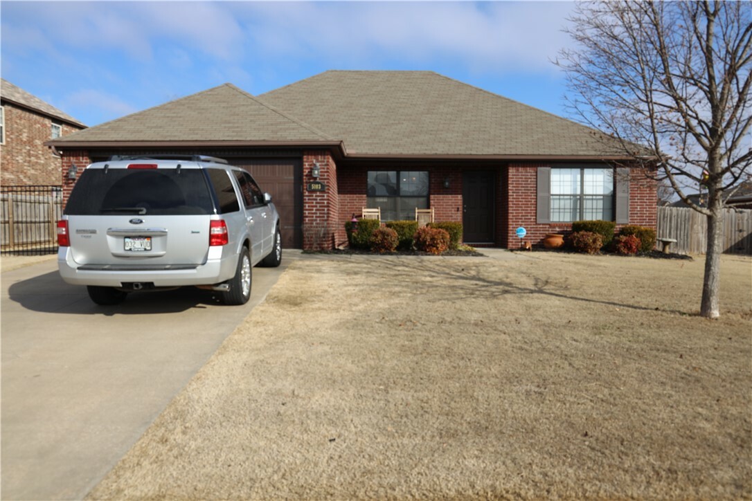 Property Photo:  5103 W Cross Creek Boulevard  AR 72758 