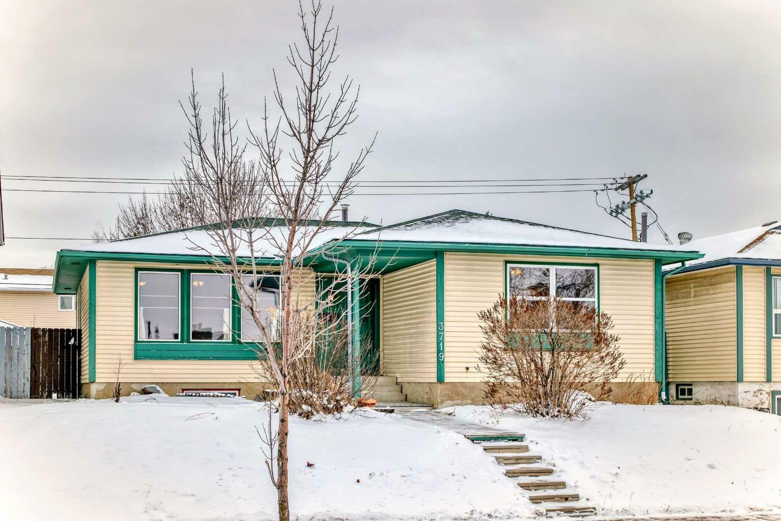 Property Photo: 3719 Whitehorn Drive NE AB T2Y 5C3