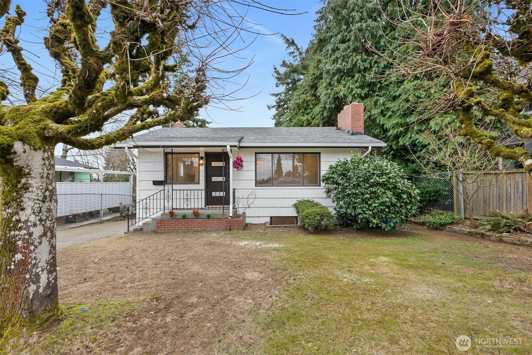 Property Photo:  727 S Mason Avenue  WA 98405 