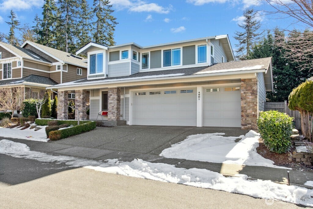 Property Photo:  4801 SE 2nd Street  WA 98059 