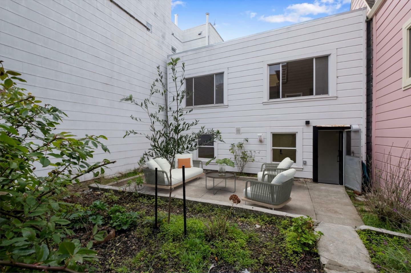 Property Photo:  3167 Folsom Street  CA 94110 