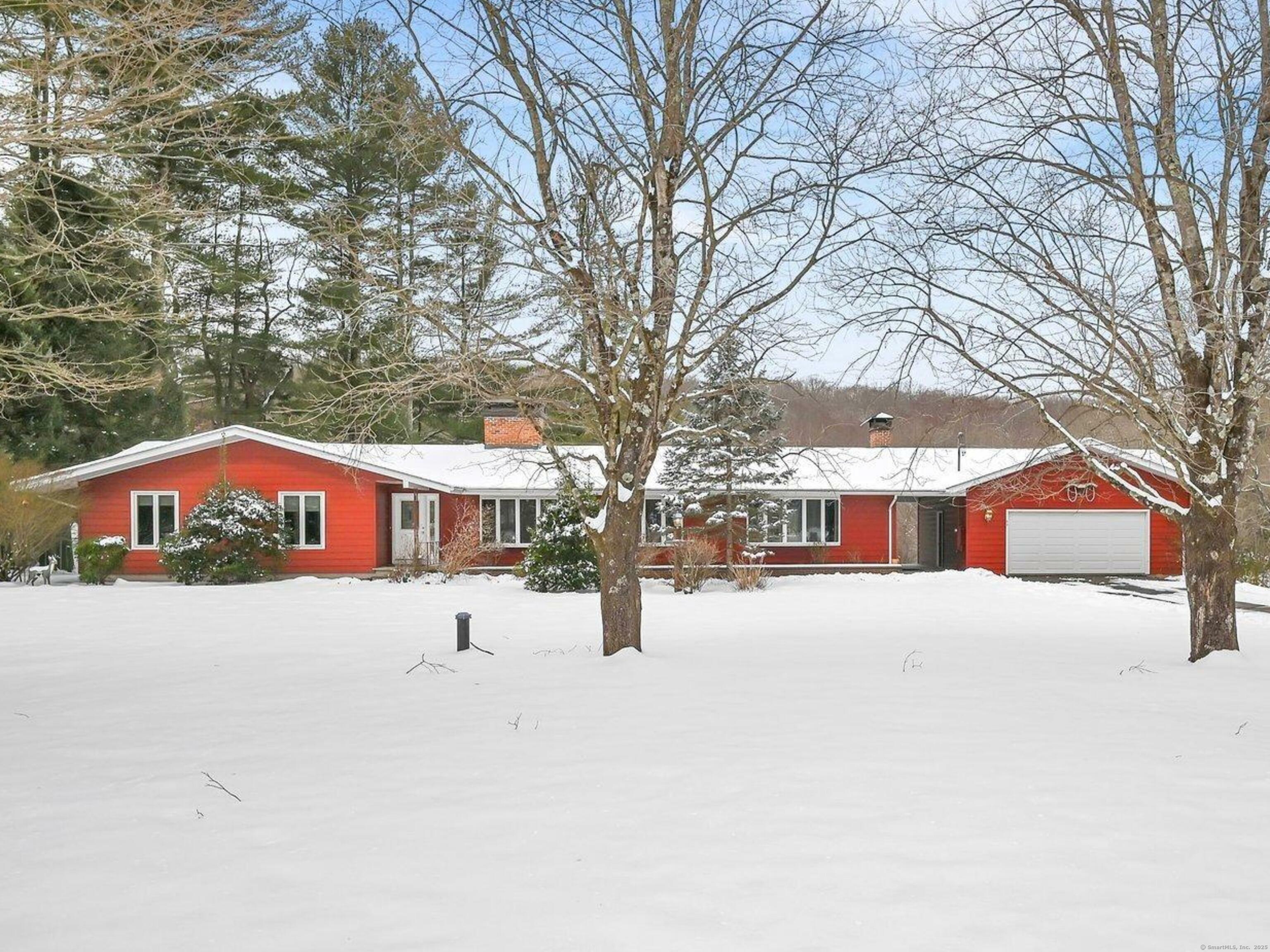 Property Photo:  69 Bamforth Road  CT 06438 