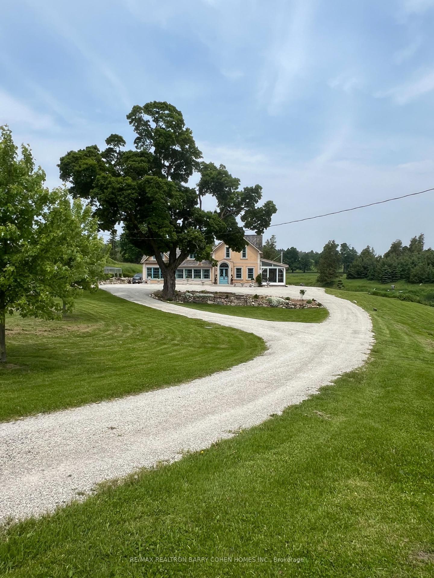 Property Photo: 348299 15th Side Road ON L9W 6S6