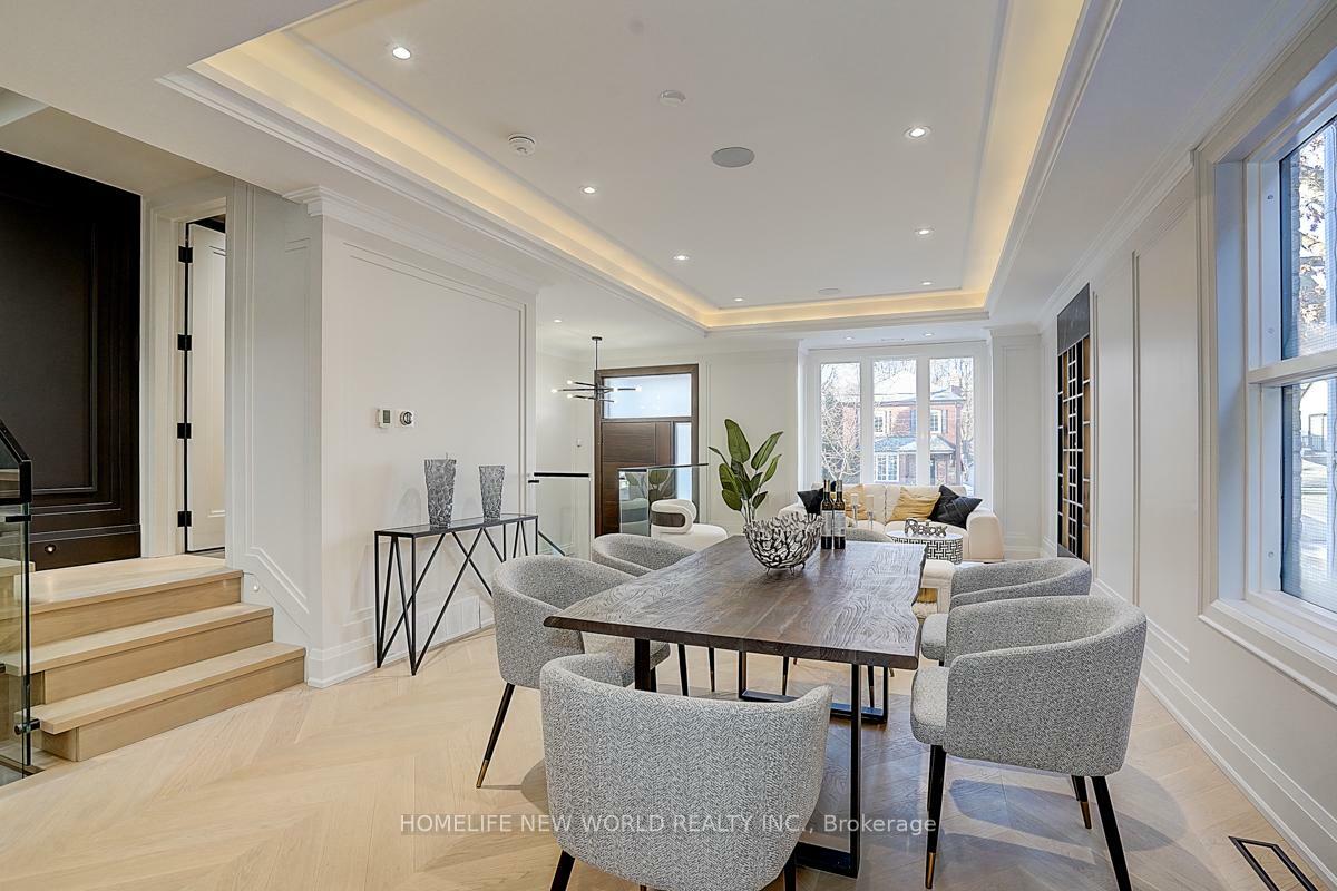 Property Photo: 625 Soudan Ave ON M4S 1X7