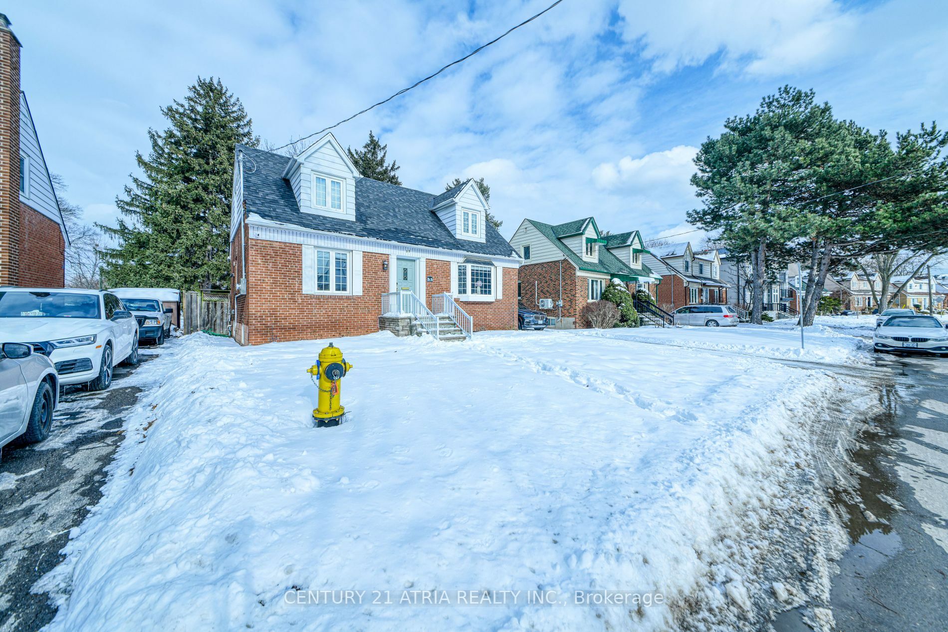 Property Photo:  53 Craigmore Cres  ON M2N 2Y6 