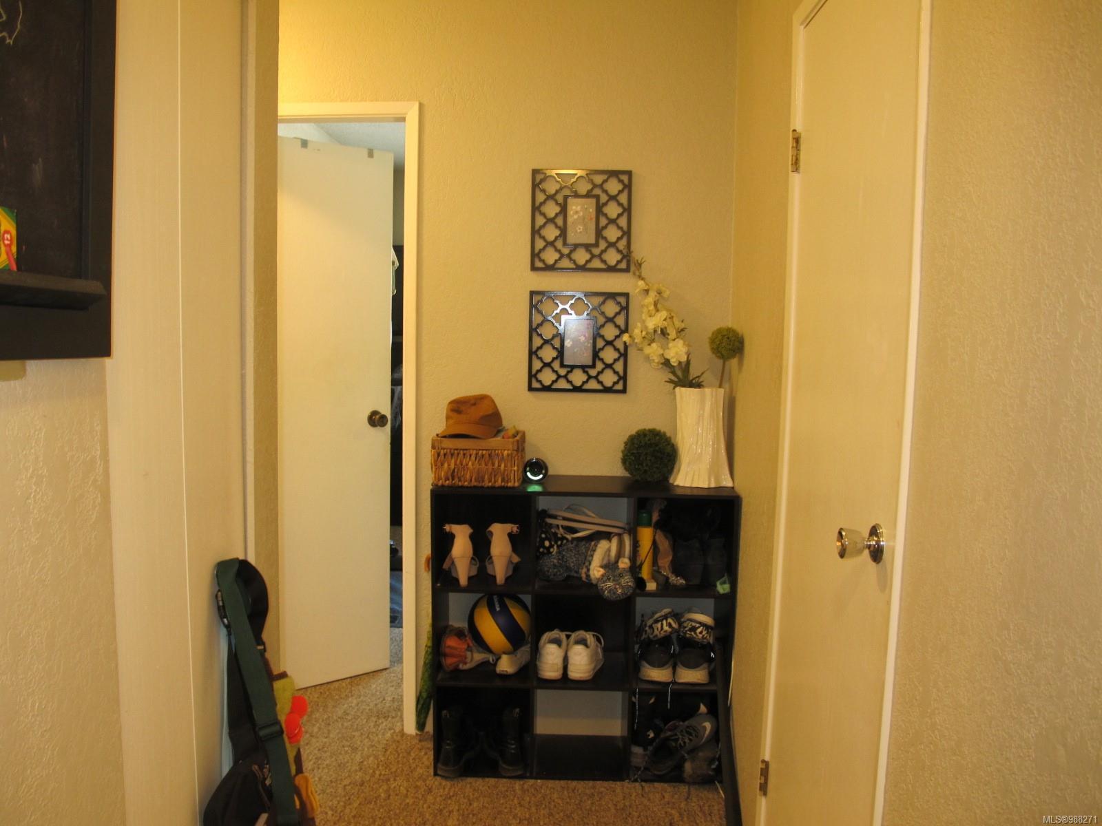 Property Photo: 3235 Quadra St 406 BC V8X 1G4