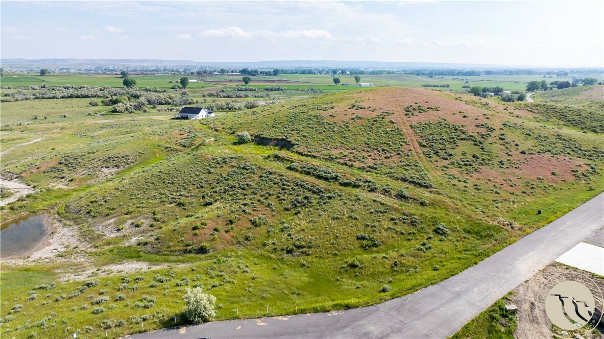 Property Photo: 8325 Pond Road MT 59106