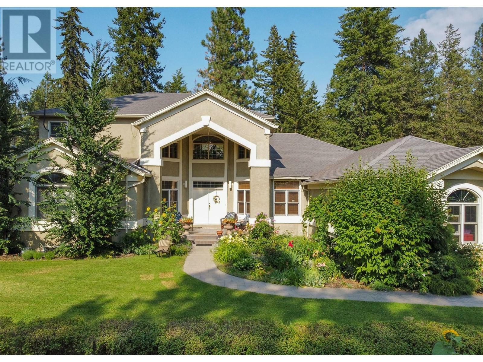 Photo de la propriété: 3605 Luxmoore Road BC V1W 4C7