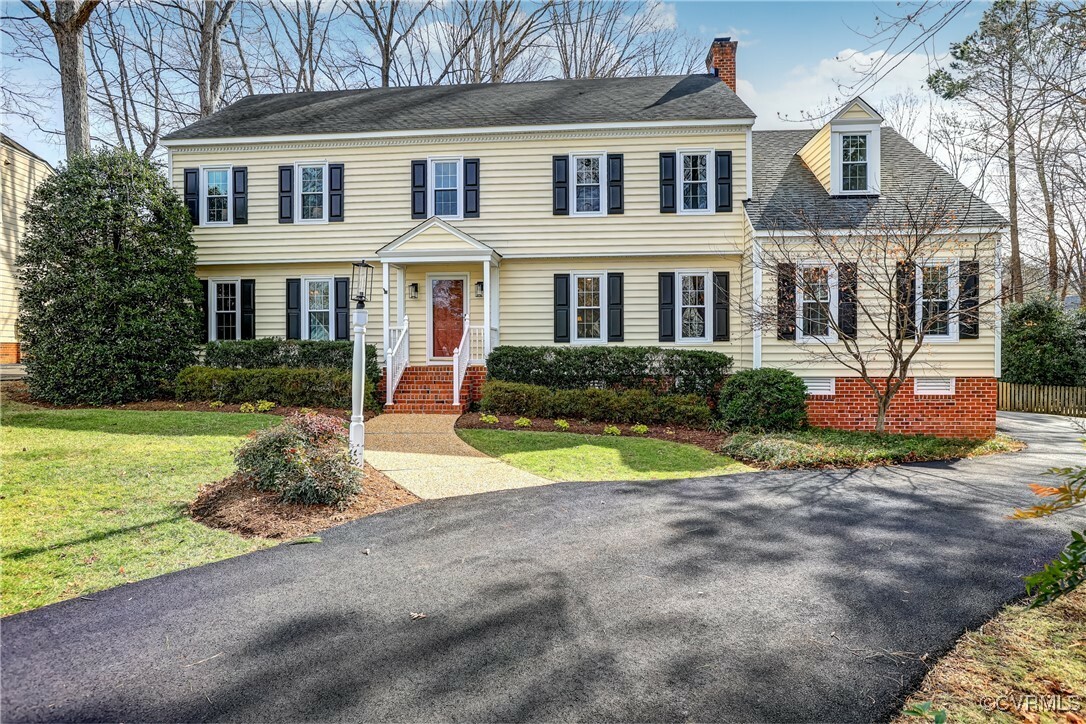 Property Photo: 2800 Woodmark Court VA 23233
