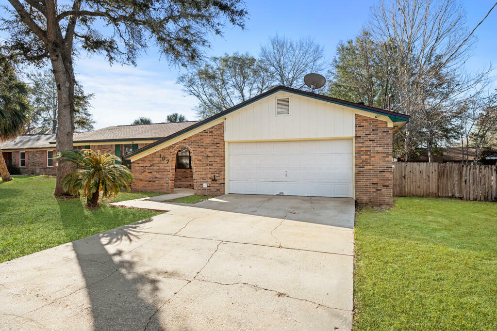 107 Campbell Avenue  Crestview FL 32536 photo