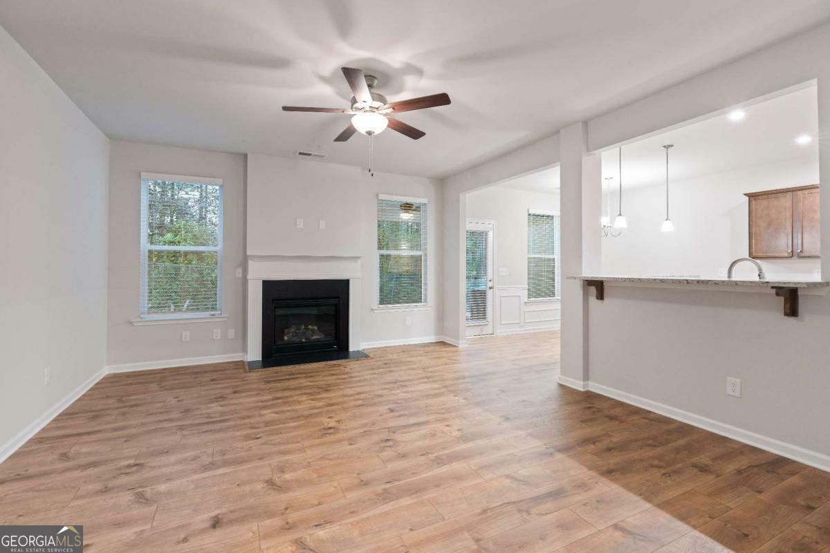 Property Photo:  702 Sundial Lane  GA 30126 