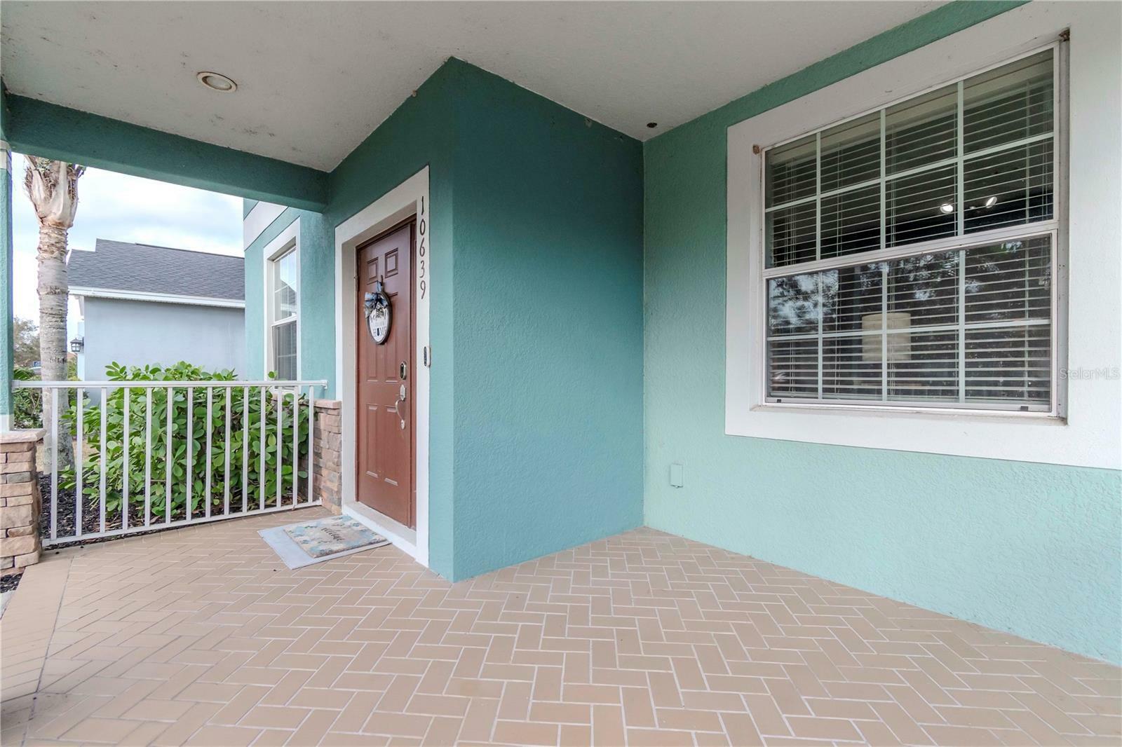 Property Photo:  10639 Carloway Hills Drive  FL 33598 