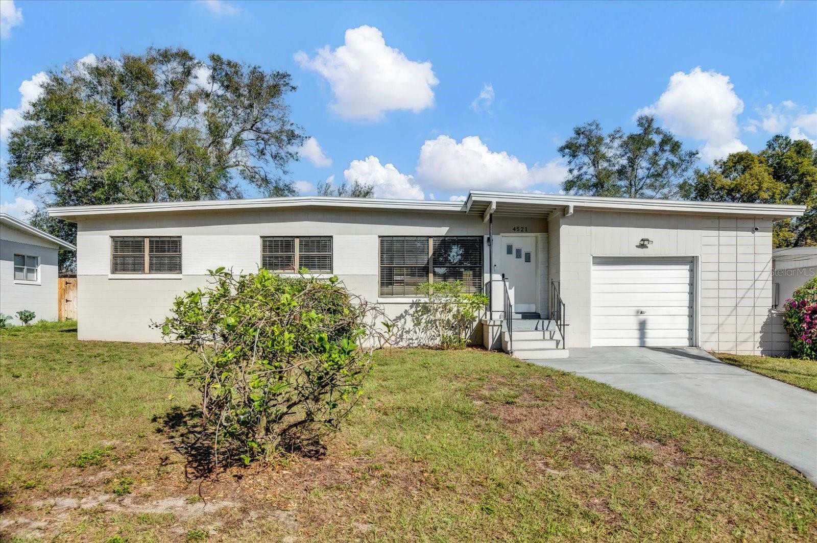 Property Photo:  4521 Jim Glenn Drive  FL 32808 