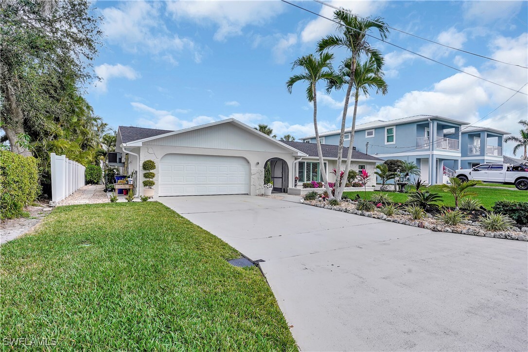 Property Photo: 6086 Cocos Drive FL 33908