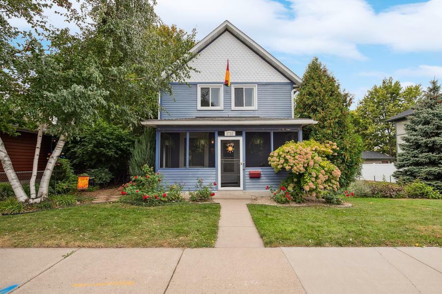 Property Photo: 2722 Grand Street NE MN 55418